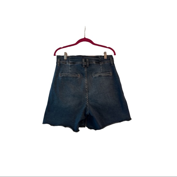 Antonio Melani Jean Shorts - Picture 2 of 7